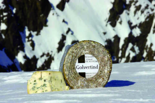 Glovertind ost i snø